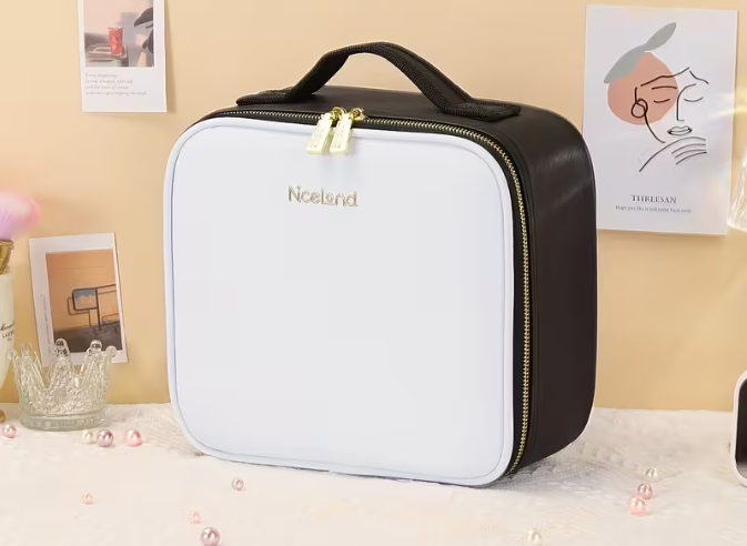 LUXEAURA™ Portable Lighted Makeup Bag